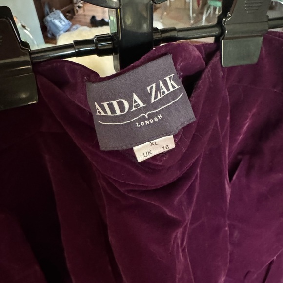 Aida Zak Purple Velvet Skirt - XL - Picture 3 of 3